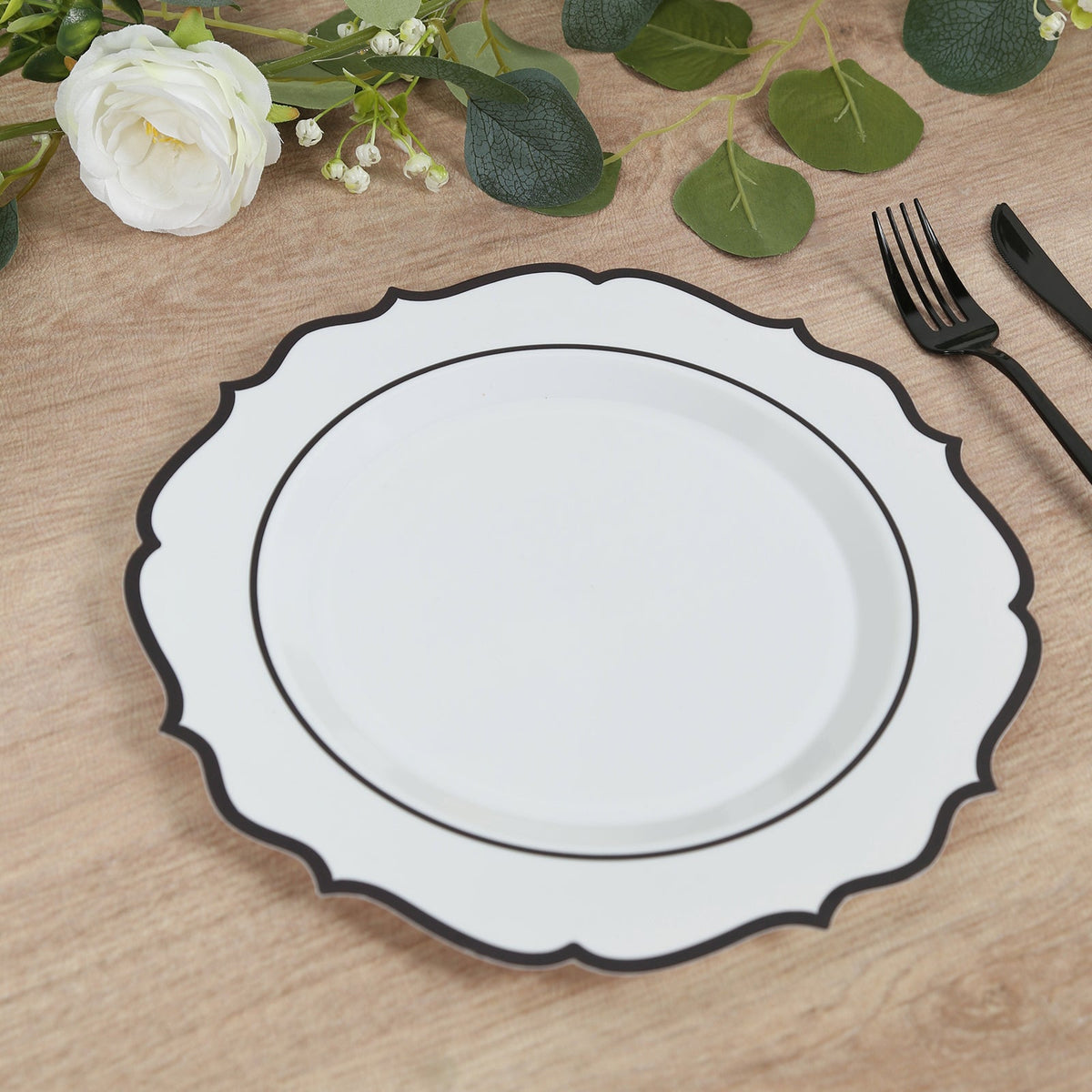 10-Pack Plastic 10" Round Dinner Plates in White with Black Scalloped Rim - Disposable Party Plates