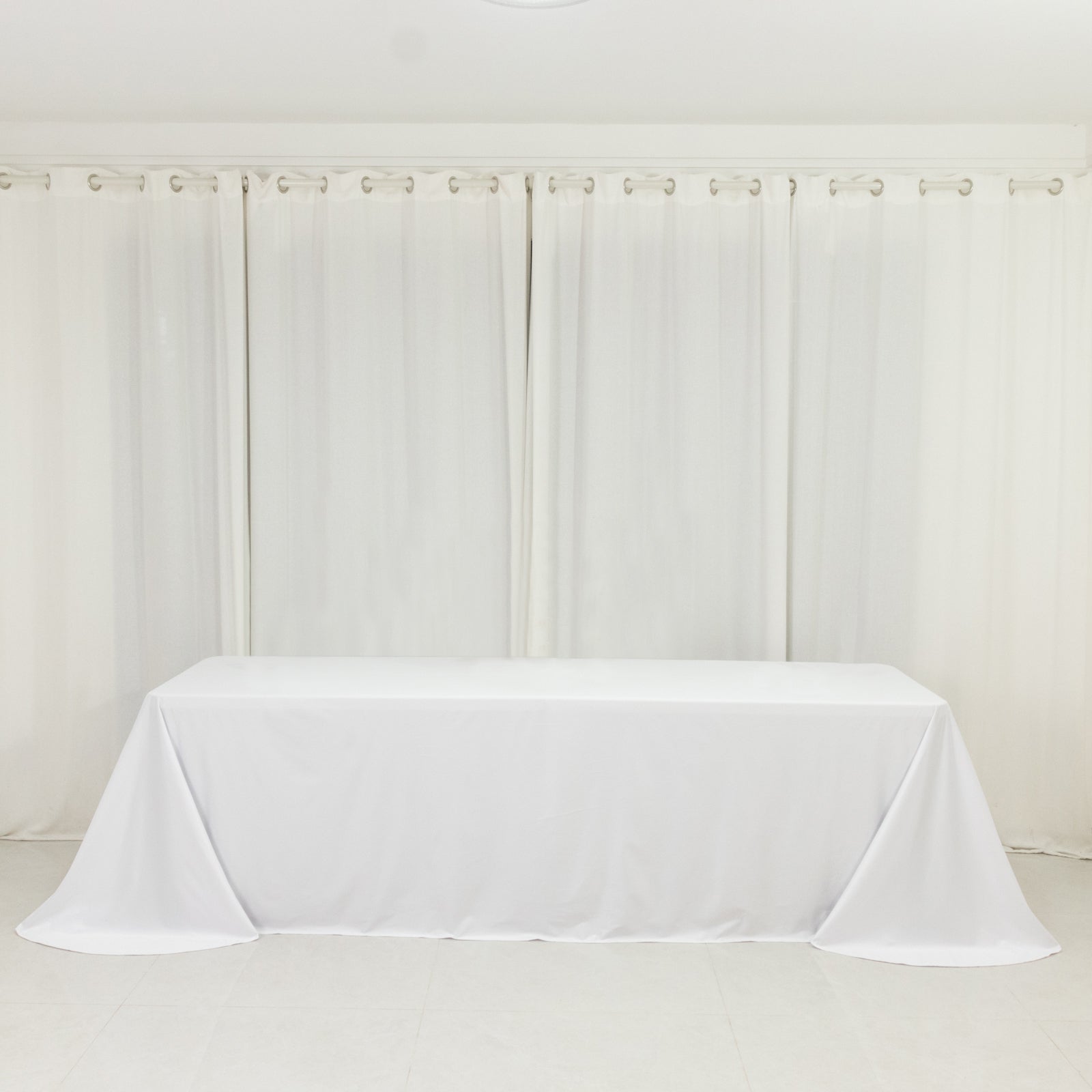 Scuba Rectangular 90"x156" Tablecloth White with Rounded Corners – Seamless, Wrinkle Free & Stain Resistant Table Cover