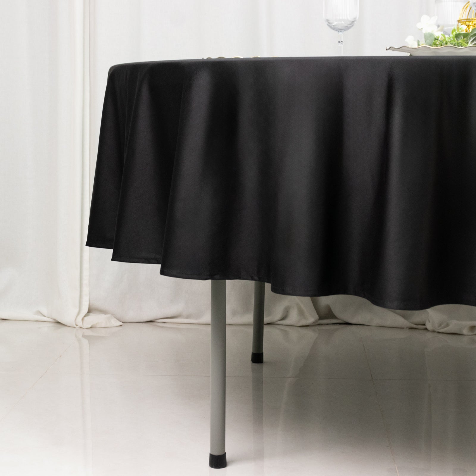 Fire Retardant Scuba Tablecloth – 90" Round Black, Wrinkle Free, Stain Resistant Polyester Cover