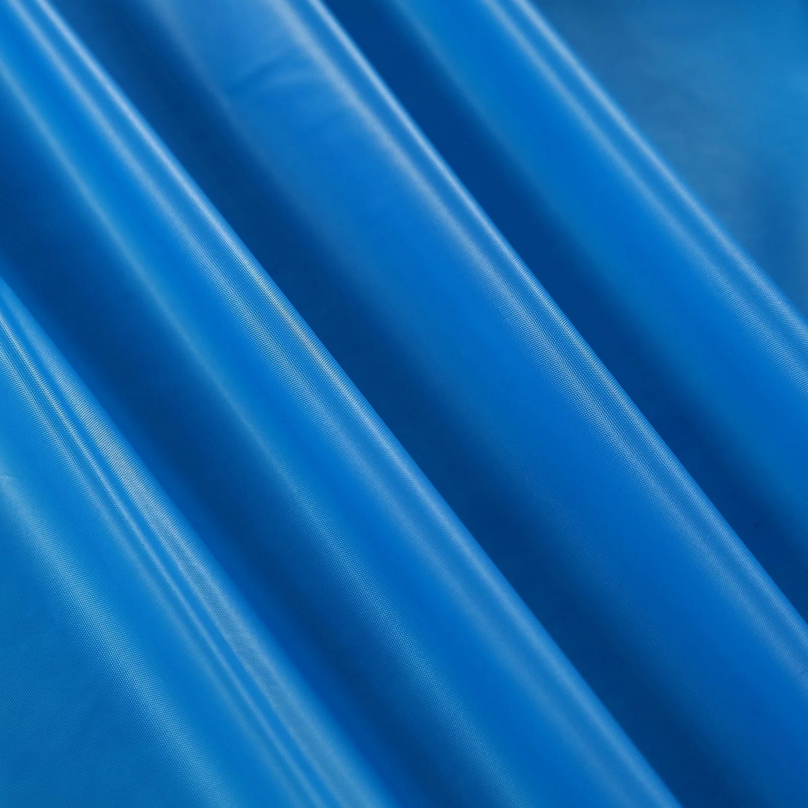 5-Pack Plastic Table Covers Royal Blue Rectangle - Reliable PVC Disposable Covers for Gatherings 54"x108"