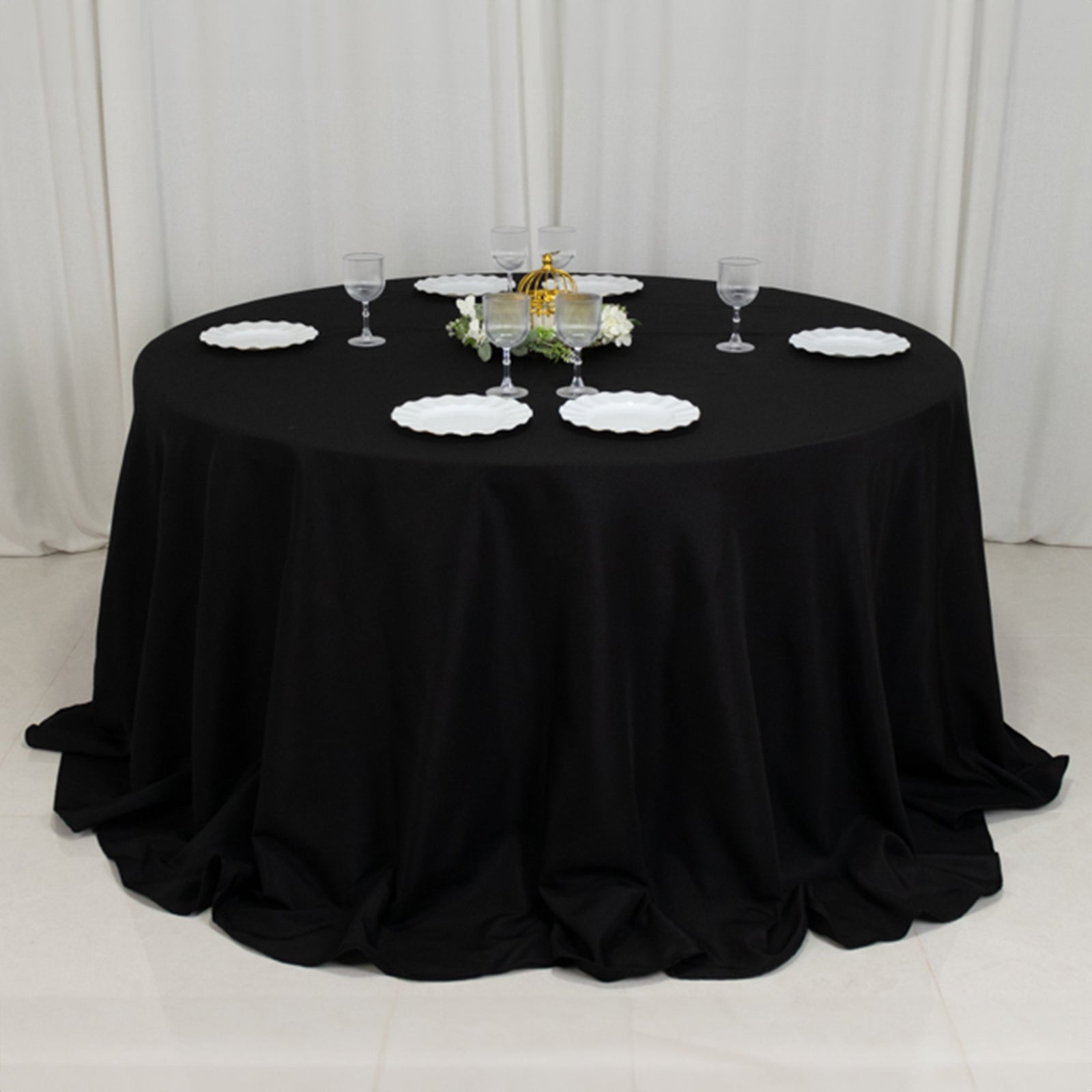 Fire Retardant Premium Polyester 132" Round Tablecloth Black - High-Performance Seamless Table Cover