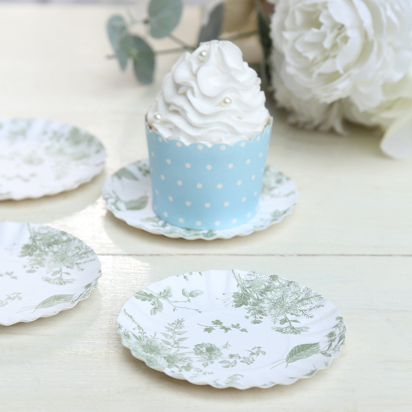 100-Pack Paper 3.5" Round Plates in White with Sage Green French Toile Design & Scalloped Rim - Disposable Mini 250GSM Dessert Party Plates for Tapas, Appetizers & Finger Foods