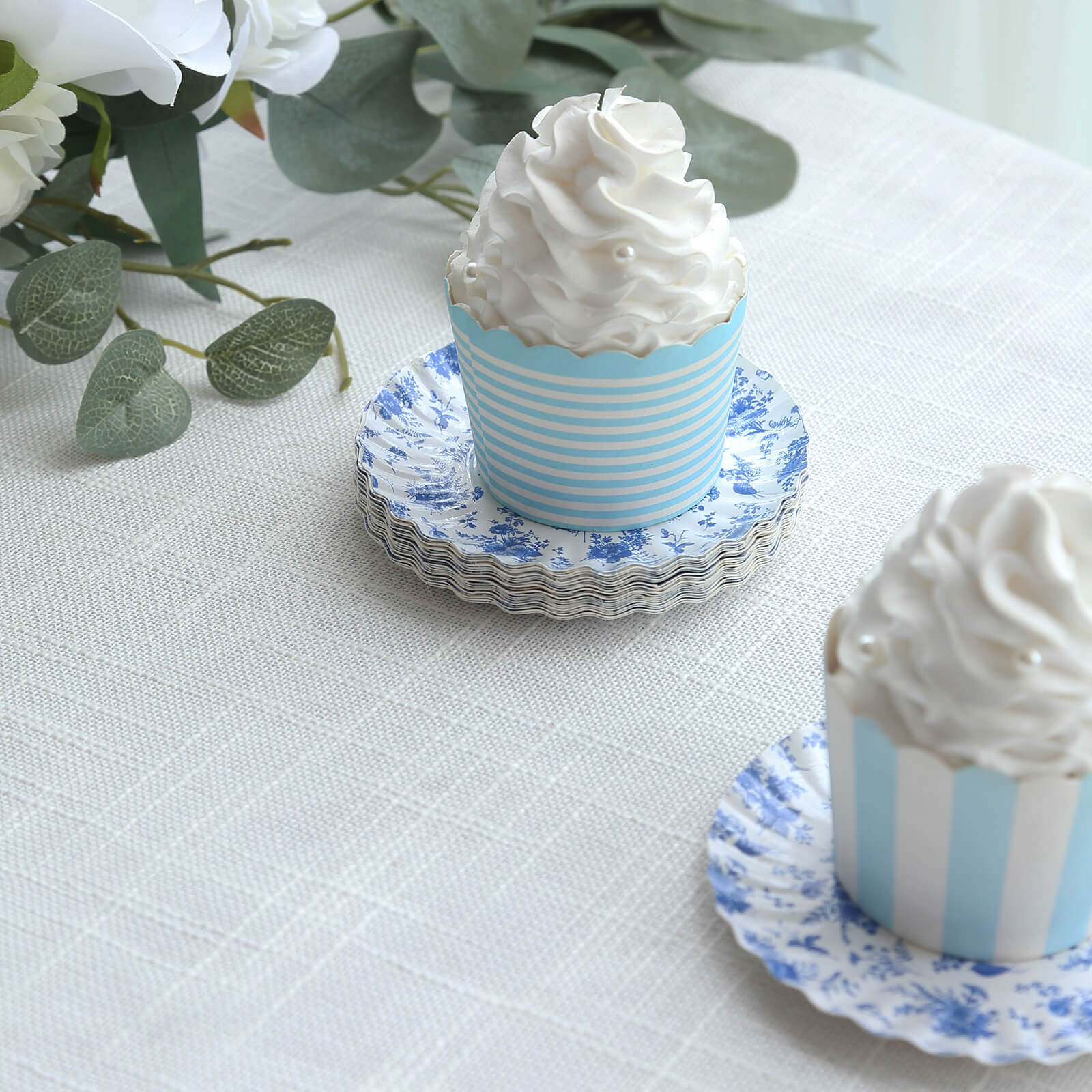 100-Pack Paper 3.5" Round Plates in White with Blue French Toile Design & Scalloped Rim - Disposable Mini 250GSM Dessert Party Plates for Tapas, Appetizers & Finger Foods