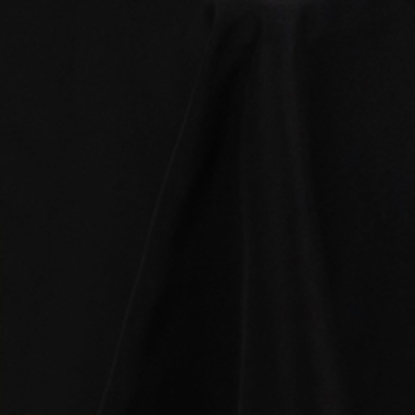 Fire Retardant Premium Polyester 132" Round Tablecloth Black - High-Performance Seamless Table Cover