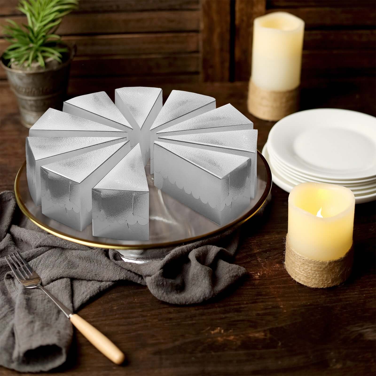 10-Pack Cardstock Triangle Cake Slice Boxes Metallic Silver with Scalloped Top - Decorative Takeaway Dessert Containers for Pie Snacks & Party Favors 5"x3"