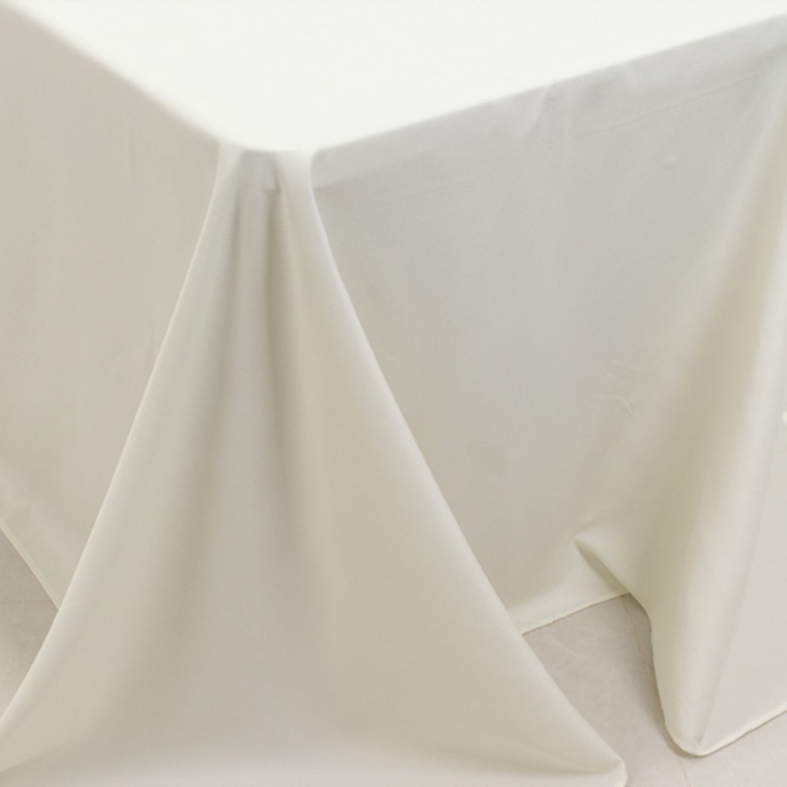 Fire Retardant Premium Polyester 90"x156" Rectangular Tablecloth Ivory - High-Performance Seamless Table Cover