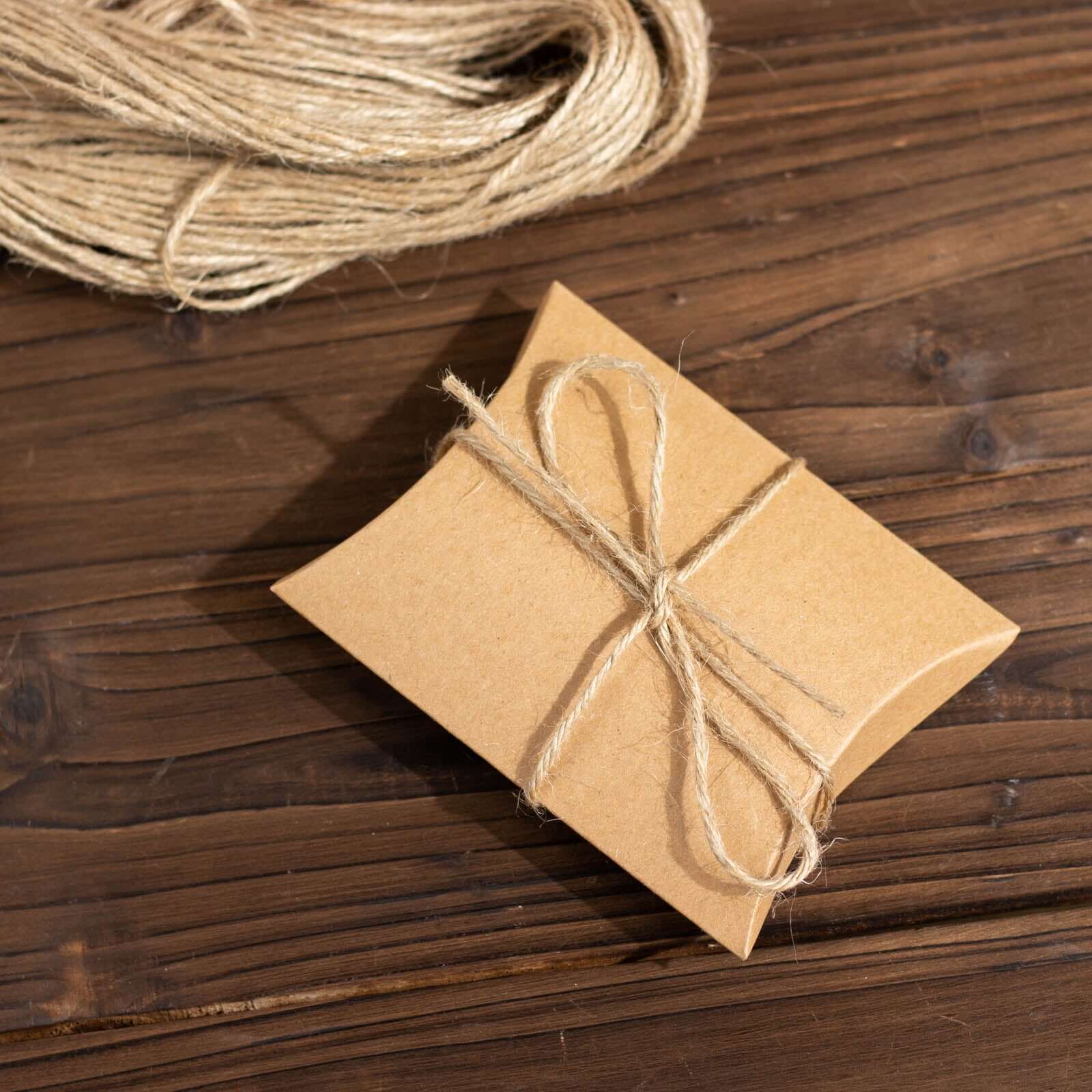 50 Pack 4.5"x3.5" Natural Brown Paper Wedding Favor Pillow Boxes with Burlap Twine, Party Gift Boxes