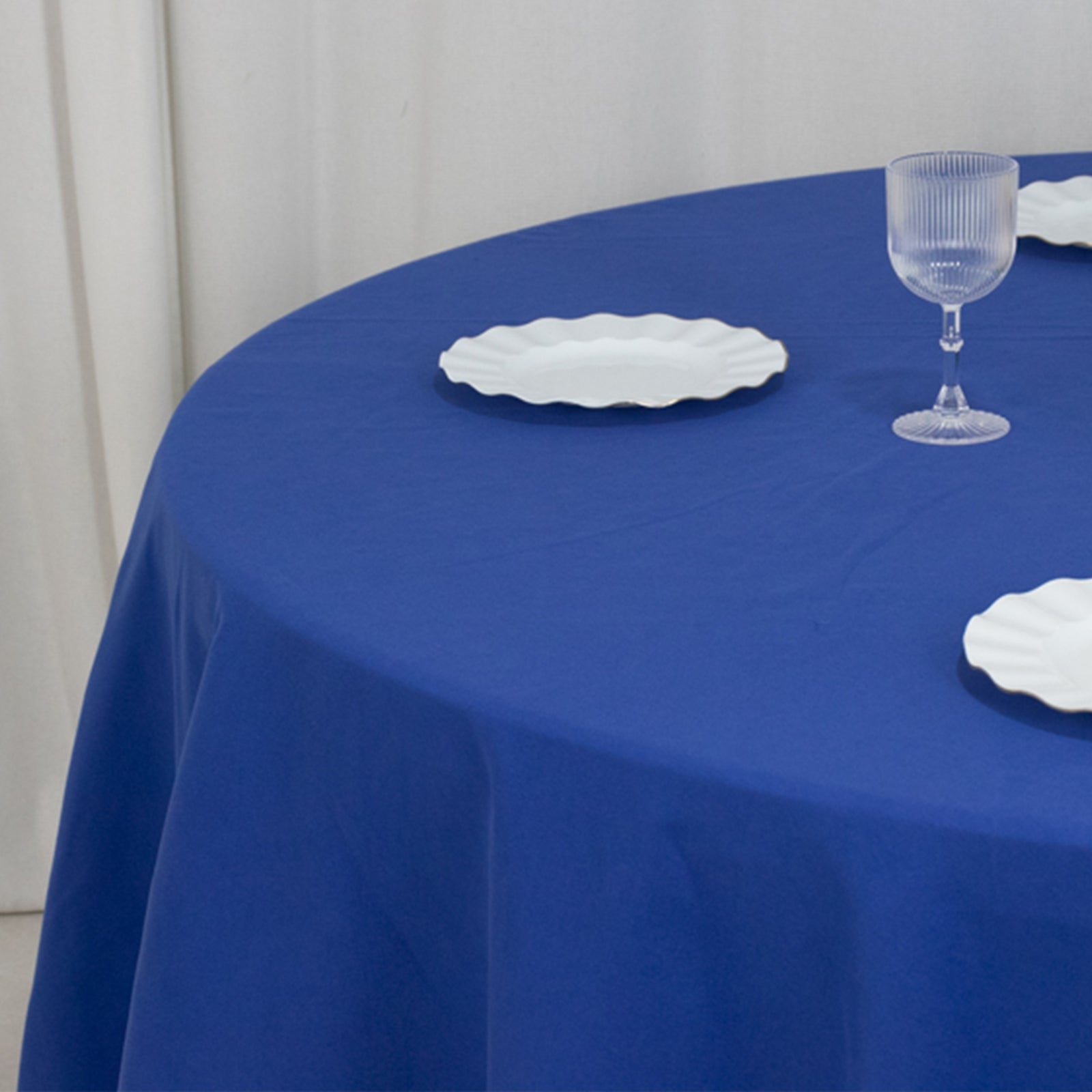 Cotton Blend 120" Round Tablecloth Royal Blue - Seamless Wrinkle-Resistant Table Cover